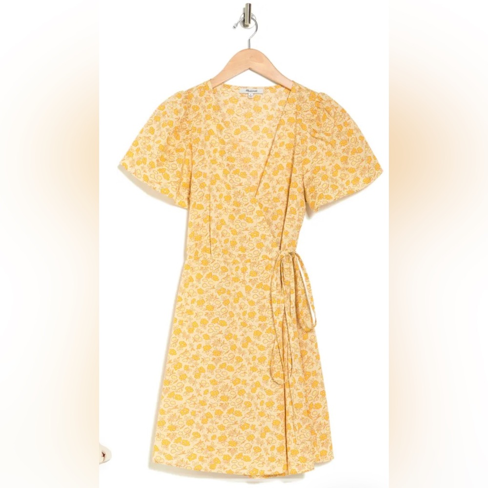Madewell flutter sleeve wrap dress Size Medium in Fiore Print French Vanilla
